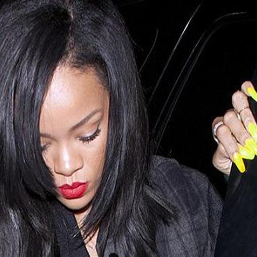Critican a Rihanna por las uñas