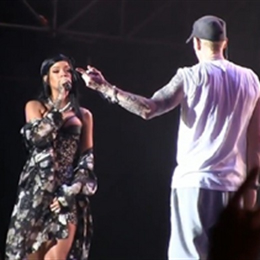 Rihanna y Eminem juntos en el Lollapalooza 2014