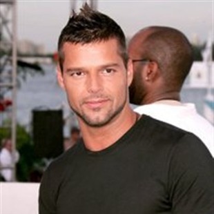 Sanz y Calle 13 celebran la decisión de Ricky Martin