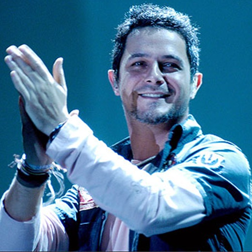 Alejandro Sanz junto a Juanes por la paz