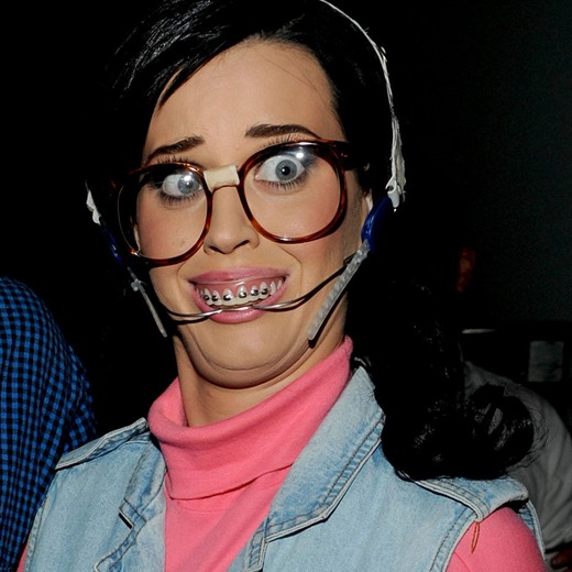 Katy Perry muy cambiante...