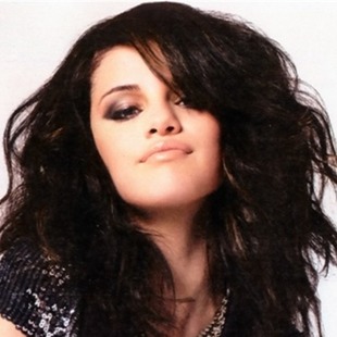 Selena Gomez está trabajando muy duro...