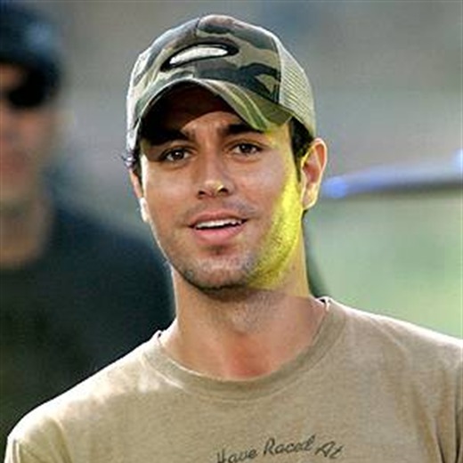 Presionan a Enrique Iglesias...