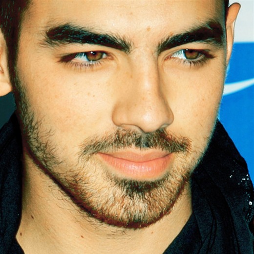 Joe Jonas tiene el corazón ocupado...