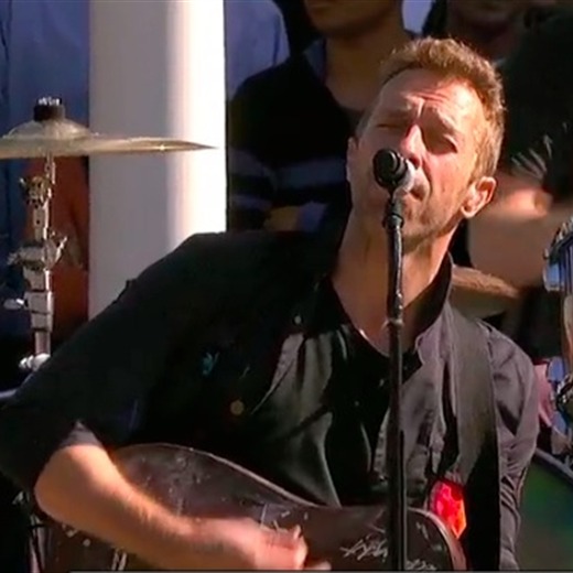 Coldplay en el homenaje a Steve Jobs