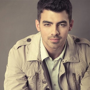¿Joe Jonas en pareja?