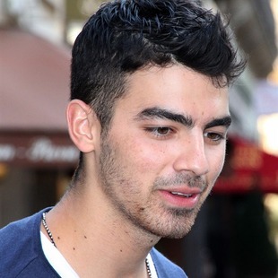Internaron a Joe Jonas