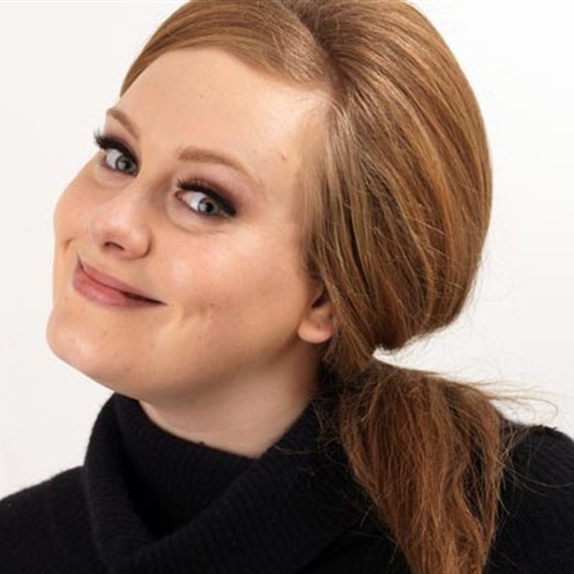 Adele reina del Karaoke