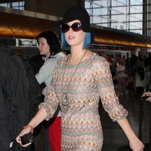 Katy Perry baja un cambio