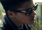 Lighters - Bad meets evil ft. Bruno Mars