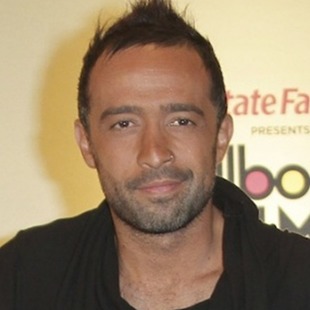 La novia de Mario Domm