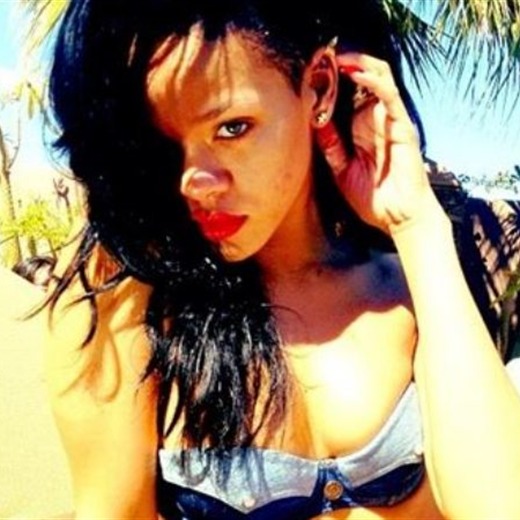 Rihanna en bikini