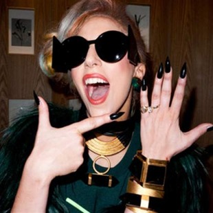 Lady Gaga comprometida