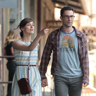 ¿Adam Levine enamorado?