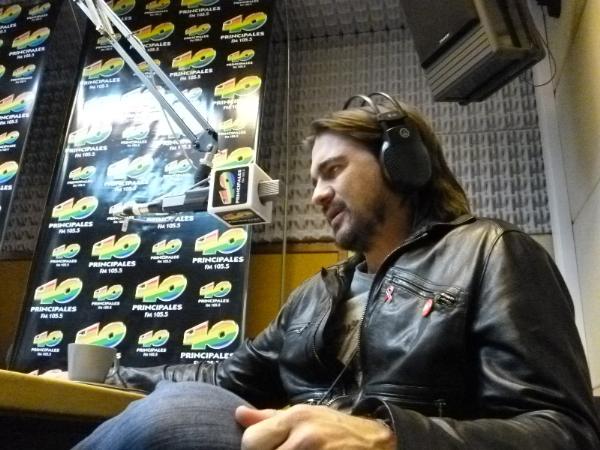 Estudio abierto con Juanes