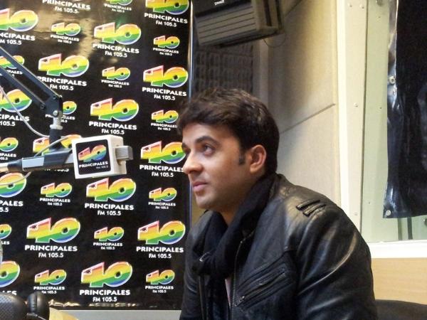 Luis Fonsi en 40 Principales