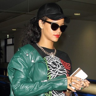 Rihanna con el hermano de una famosa