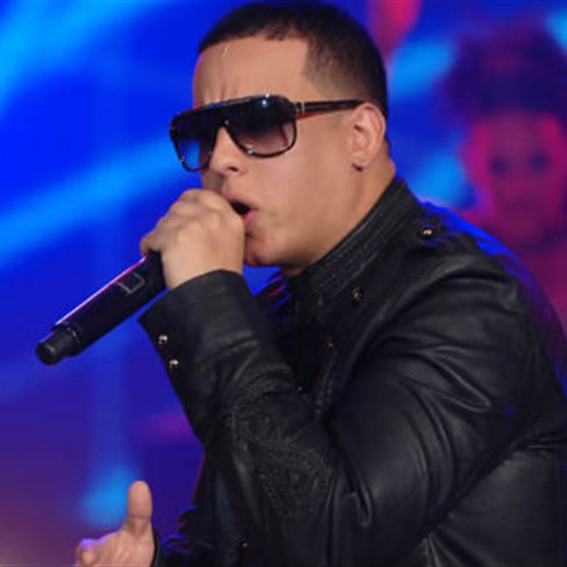 Daddy Yankee feliz