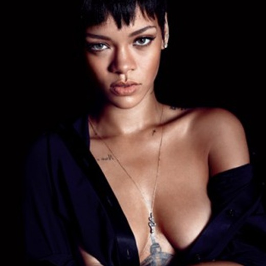 Rihanna con poca ropa