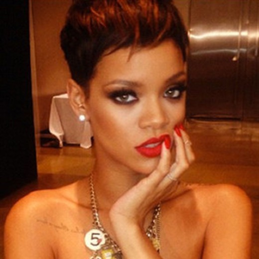 Rihanna sin ropa