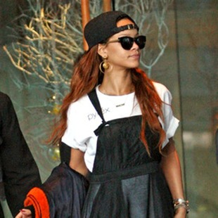 ¿Un muerto en casa de Rihanna?