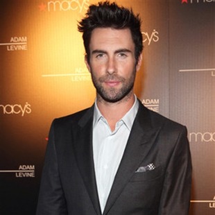 La nueva conquista de Adam Levine