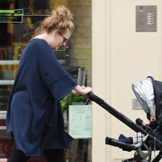 Adele y su bebé juntos