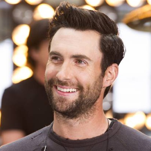 ¿Se casa Adam Levine?