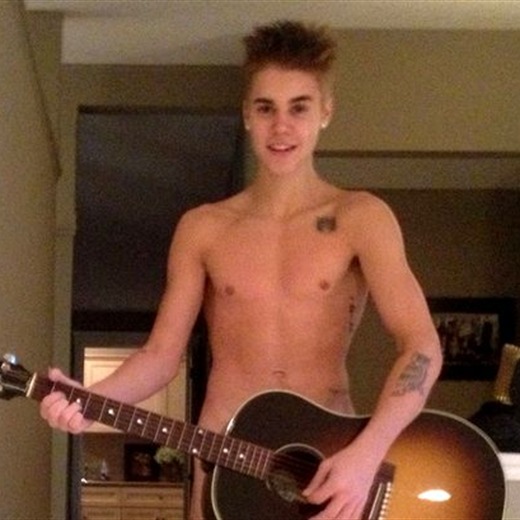 Justin Bieber desnudo