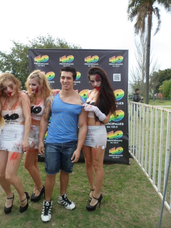 40 Principales en la Zombie Walk