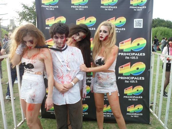 40 Principales en la Zombie Walk