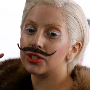 Lady Gaga habló del vídeo de "Do What U Want"
