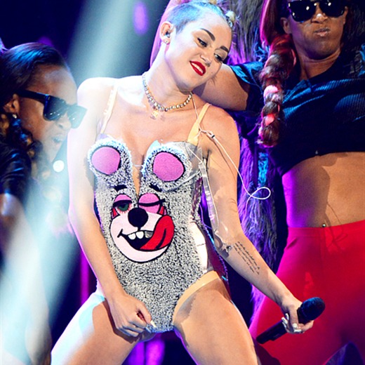 La fiesta sado de Miley Cyrus