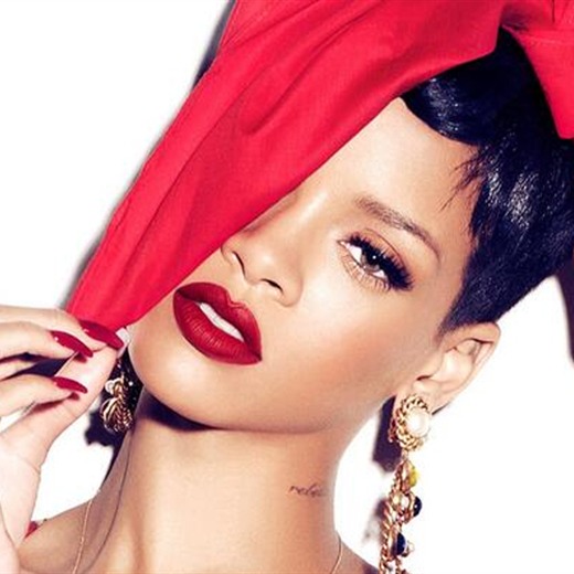 Rihanna a beneficio