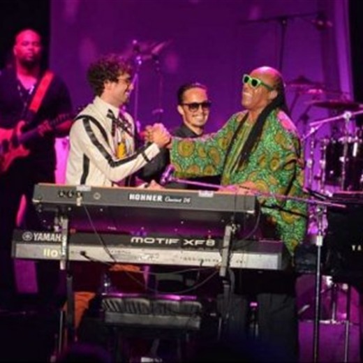 Illya Kuryaki And The Valderramas junto a Stevie Wonder