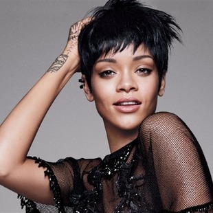 Rihanna se pelea con famoso actor