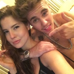El video de Justin Bieber con una conejita Playboy