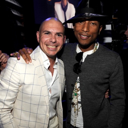Pitbull y Pharrell en el Paseo de la Fama