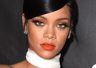 ¿Rihanna en los Grammy?