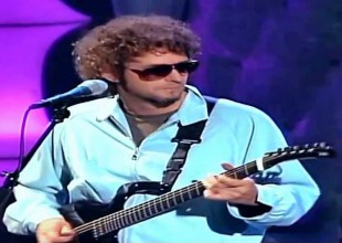 Soda Stereo - Ella uso mi Cabeza como un Revolver (unplugged)