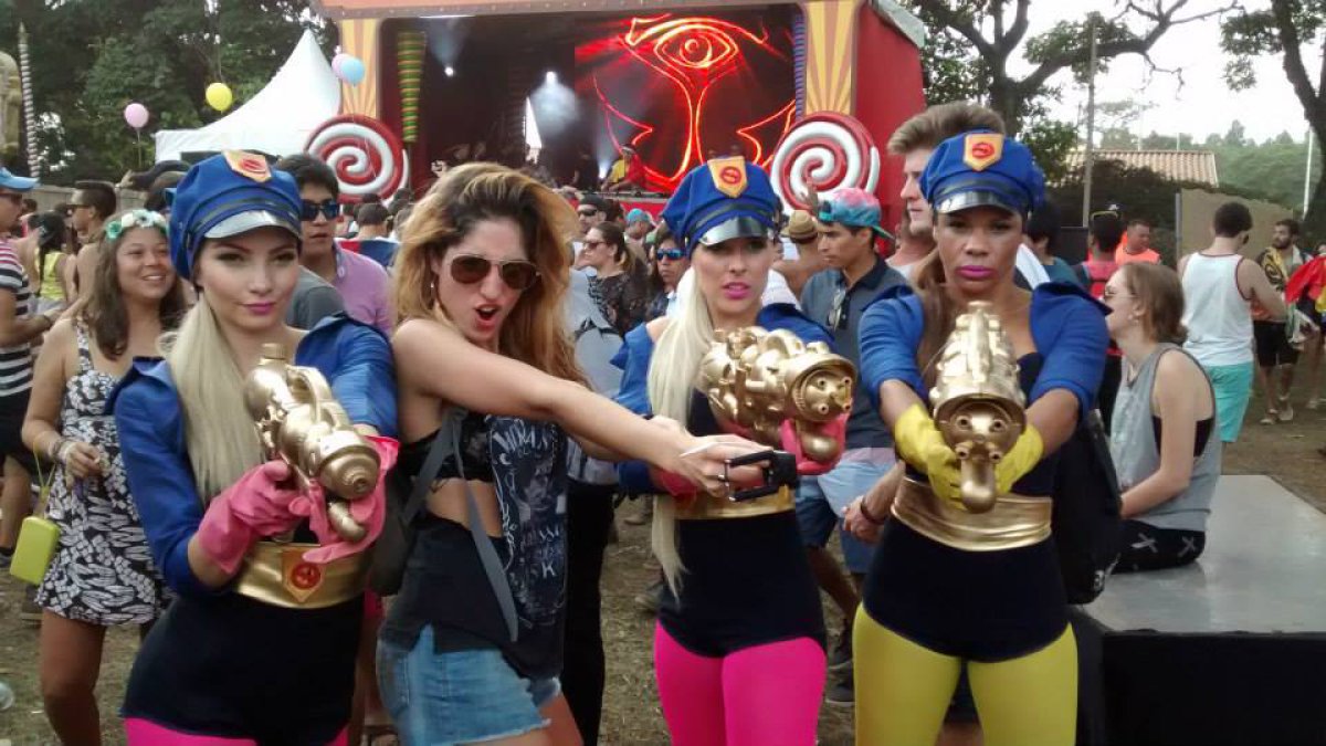 Nuestra Pau Varela trajo fotos del Tomorrowland en Brasil!