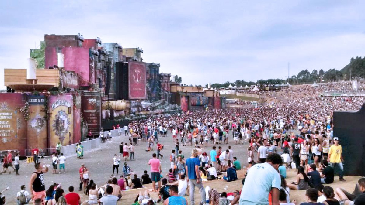 Nuestra Pau Varela trajo fotos del Tomorrowland en Brasil!