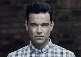 ¡Robbie Williams demandado por acoso sexual!