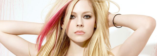 Avril Lavigne se quiebra hablando de su enfermedad