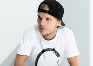 Avicii y Chris Martin grabaron 600 versiones de su canción