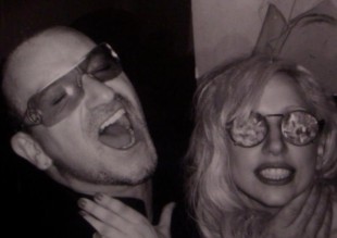 Lady Gaga cantó junto a U2