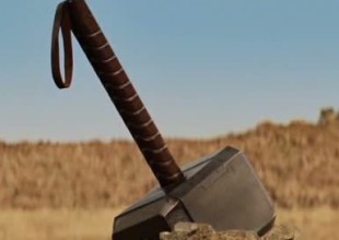 Fan de Thor creó un martillo que solo él puede levantar