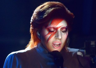 Lady Gaga se tatuó la cara de una leyenda de la música
