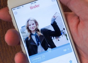 Tinder tiene una nueva función para salir en grupo