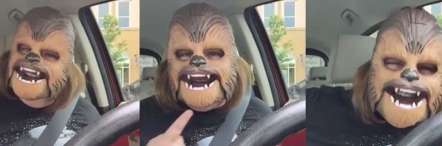El video viral de la máscara de Chewbacca!